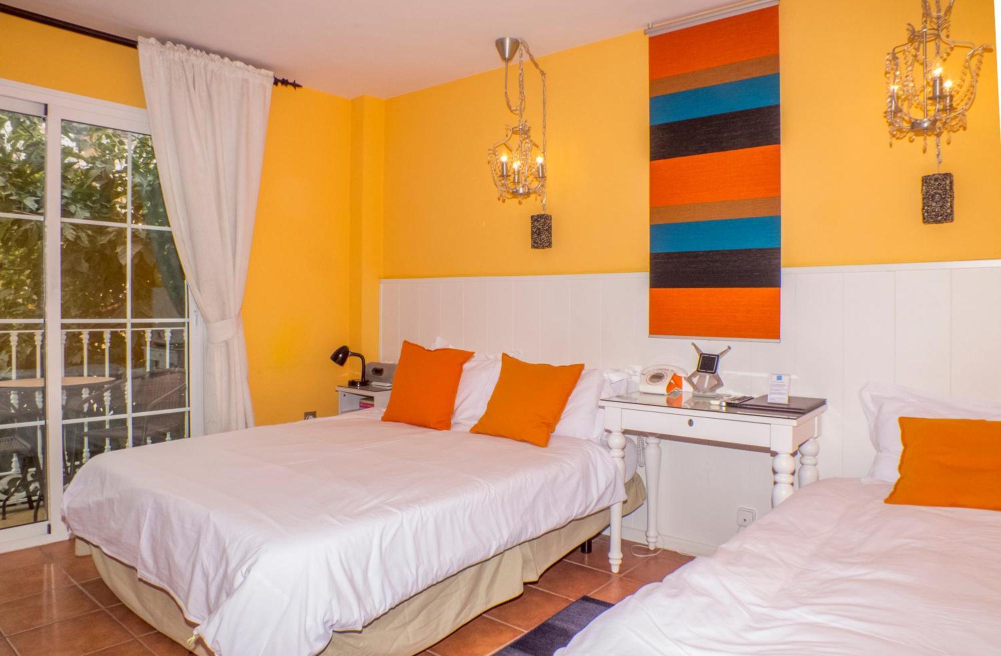Boutique Hotel Pueblo 베날마데나코스타 외부 사진