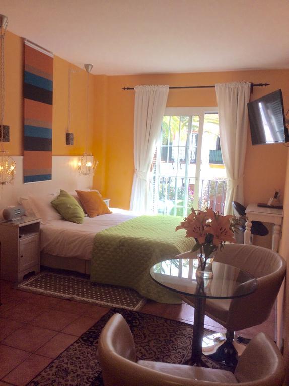 Boutique Hotel Pueblo 베날마데나코스타 외부 사진