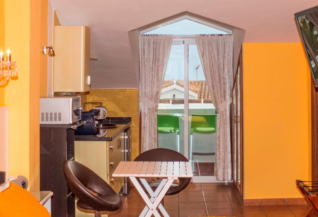 Boutique Hotel Pueblo 베날마데나코스타 외부 사진